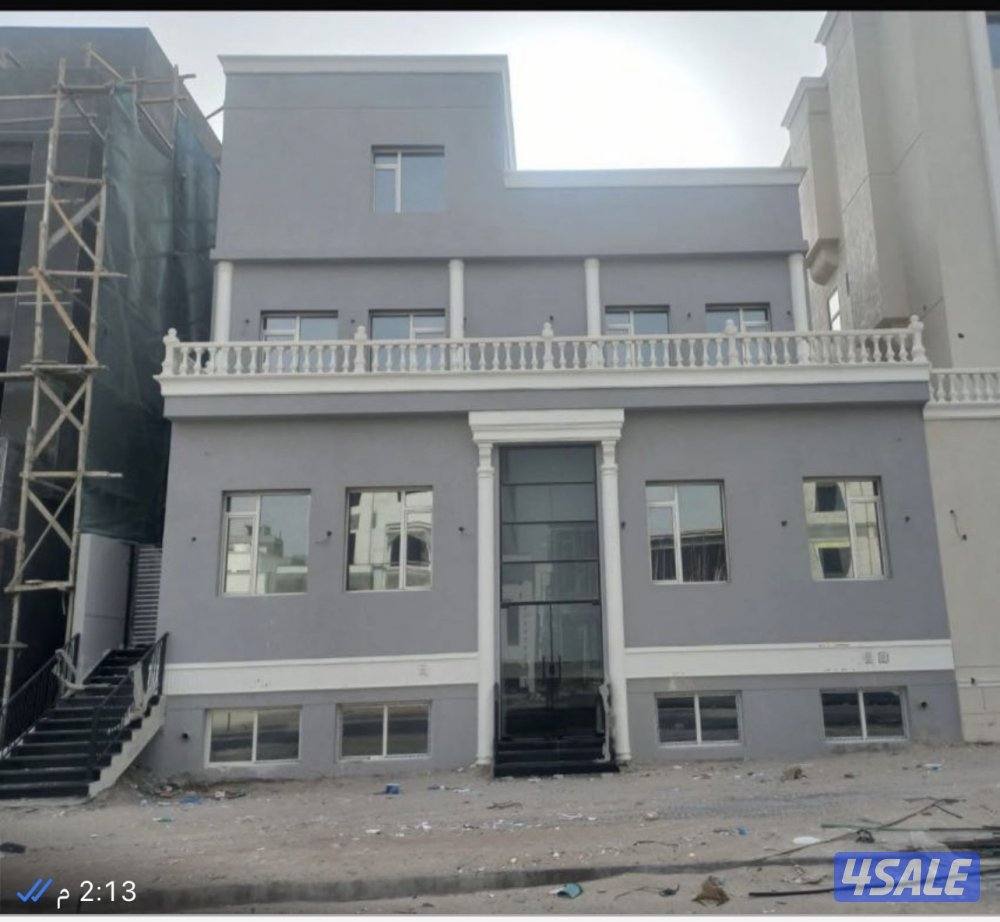 قسيمه بطن وظهر على شارع رئيسي وقدام البيت جزيره ٢٠/١٦ ومسافط مسجد مسيو2