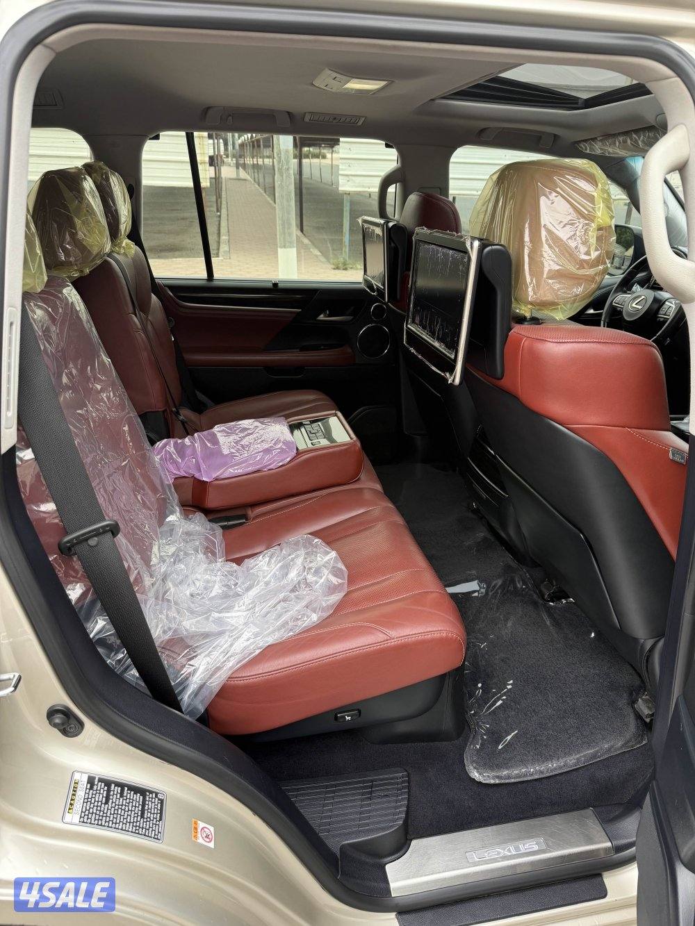 لكزس 570LXالساير 2016 الدرجه الاولي8
