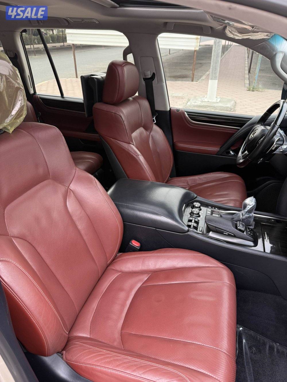 لكزس 570LXالساير 2016 الدرجه الاولي9