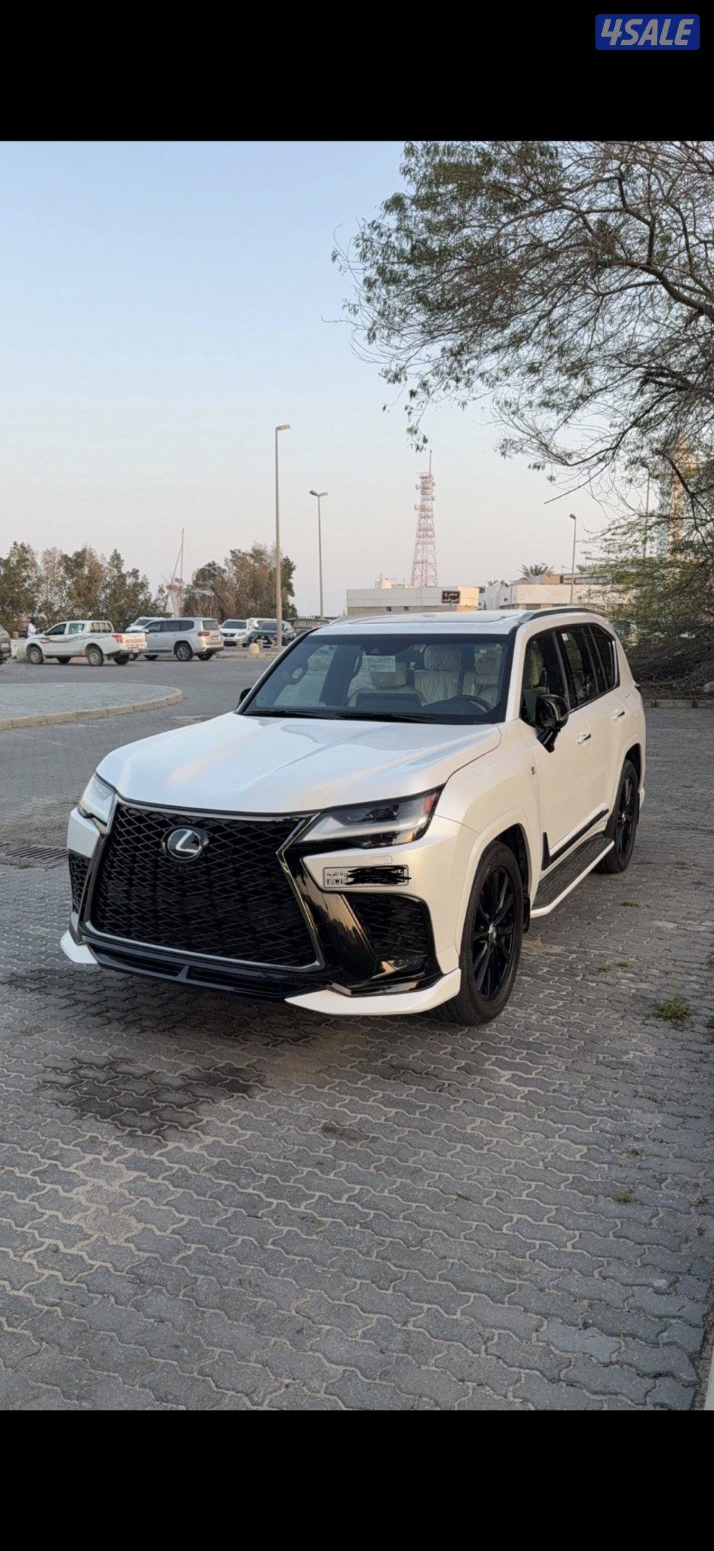 للبيع  جيب لكزس0