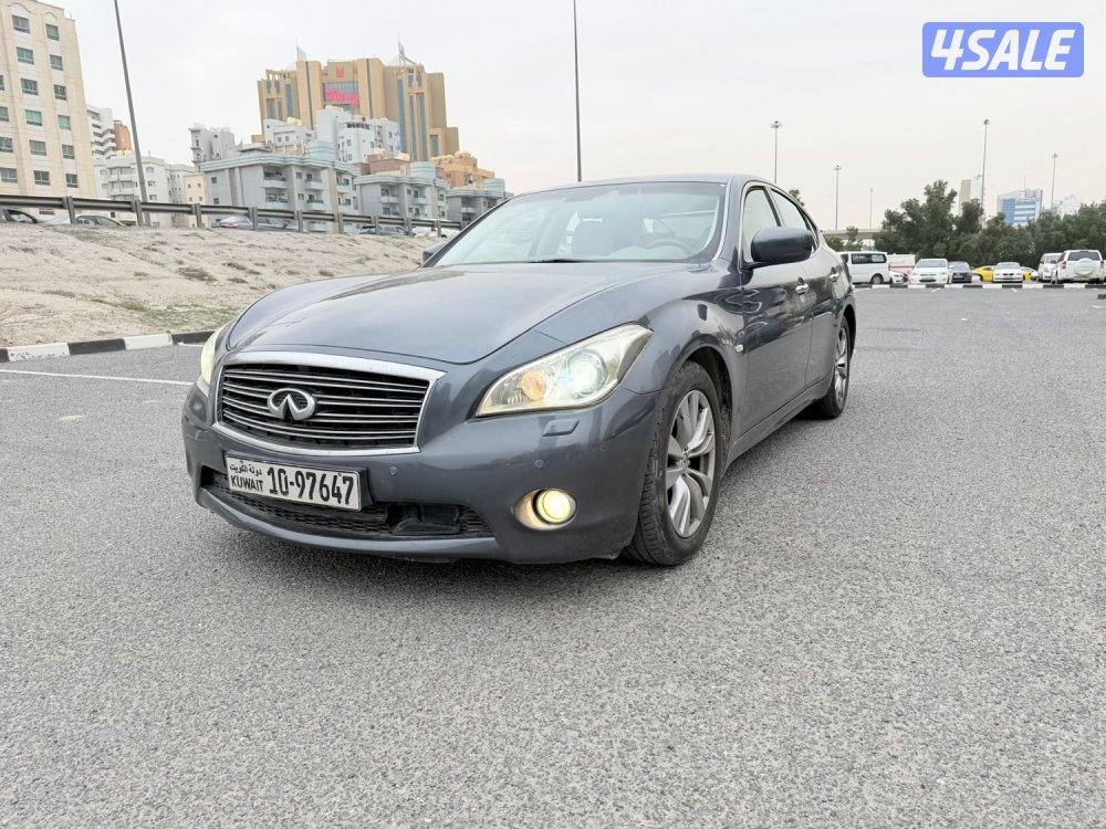 انفينتي M37 بحالة ممتارة 2012 شرط الفحص0