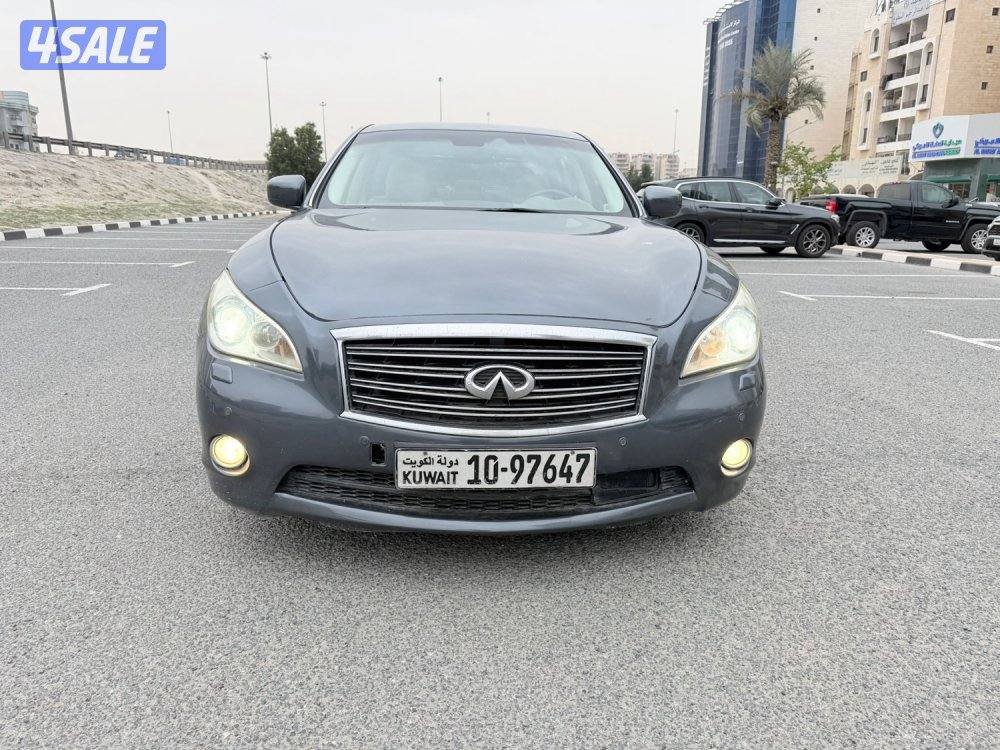 انفينتي M37 بحالة ممتارة 2012 شرط الفحص2