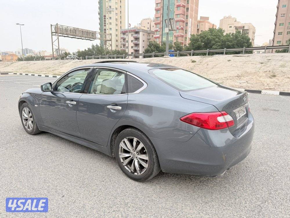 انفينتي M37 بحالة ممتارة 2012 شرط الفحص4