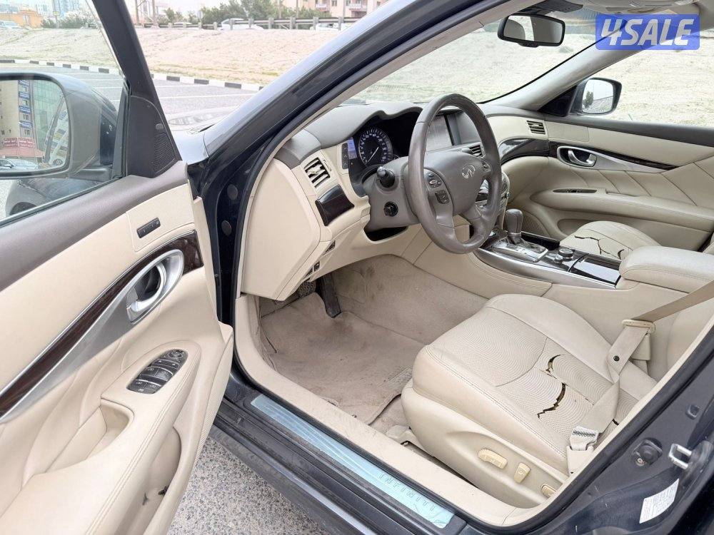 انفينتي M37 بحالة ممتارة 2012 شرط الفحص7