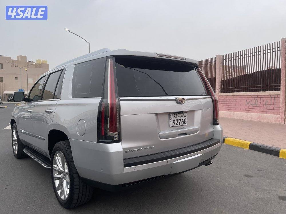 للبيع كاديلاك اسكاليد 20202