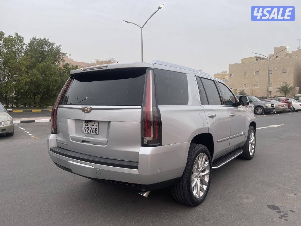 للبيع كاديلاك اسكاليد 20205