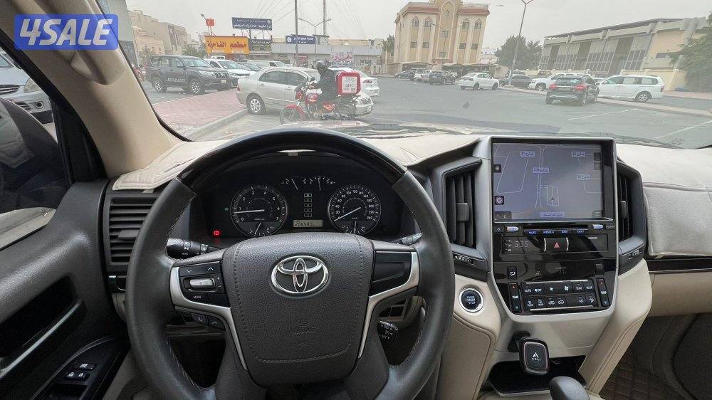 للبيع لاندكروزر 20196