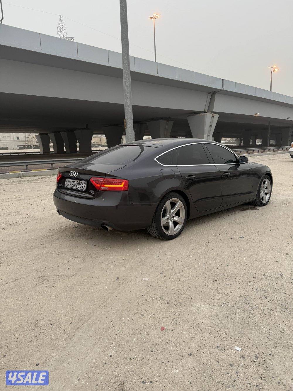 للبيع اودي A5 20134