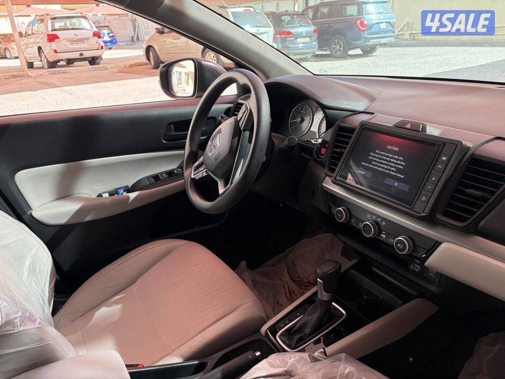 للبيع هوندا سيتي سبورت موديل ٢٠٢٣7