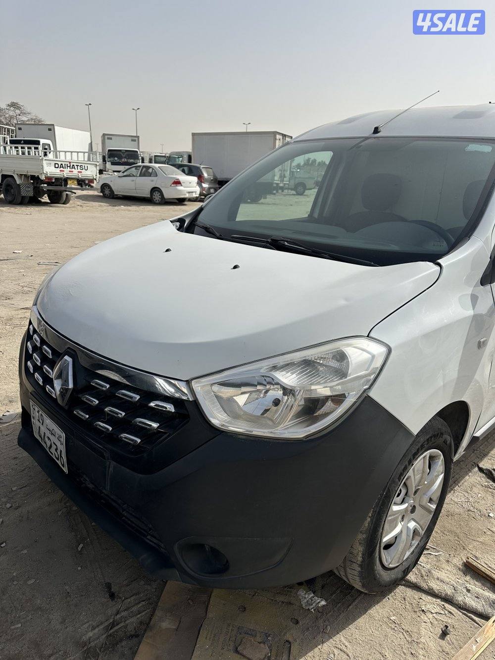 رينو دوكر للبيع بحاله جيده جدا (9878/0326)5