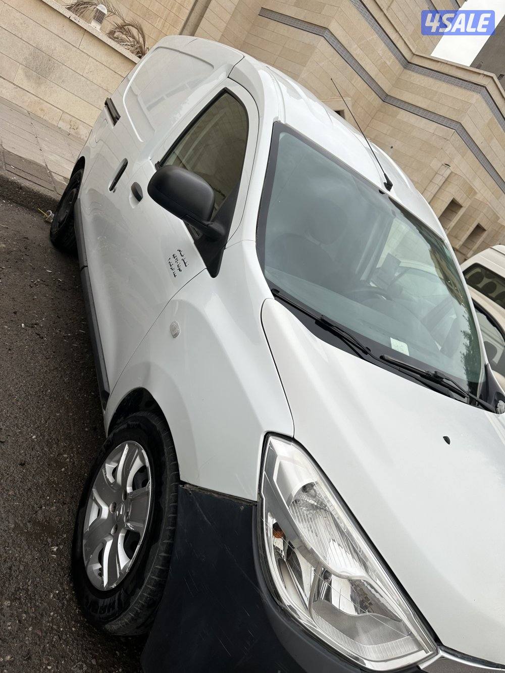 رينو دوكر للبيع بحاله جيده جدا (9878/0326)10