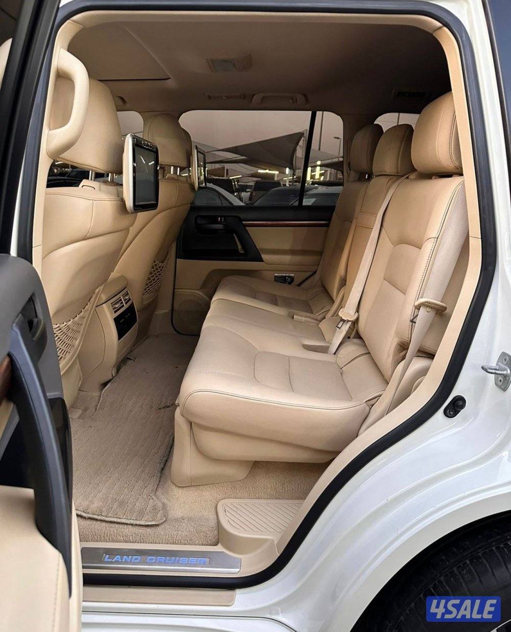 تويوتا لاندكروزر 2016 GXR وكاله البحرين اقرا الاعلان من فضلك6