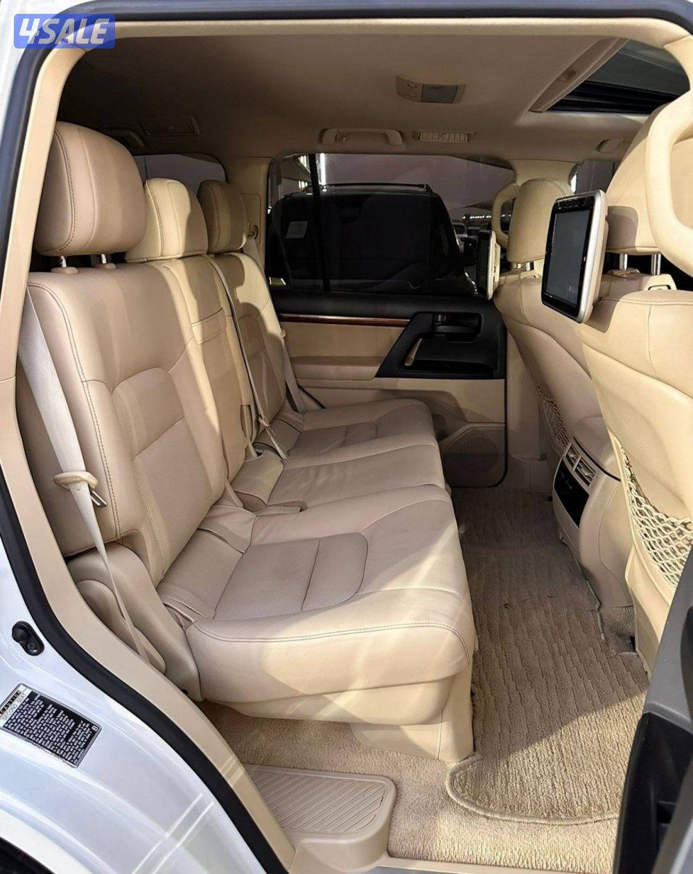 تويوتا لاندكروزر 2016 GXR وكاله البحرين اقرا الاعلان من فضلك7