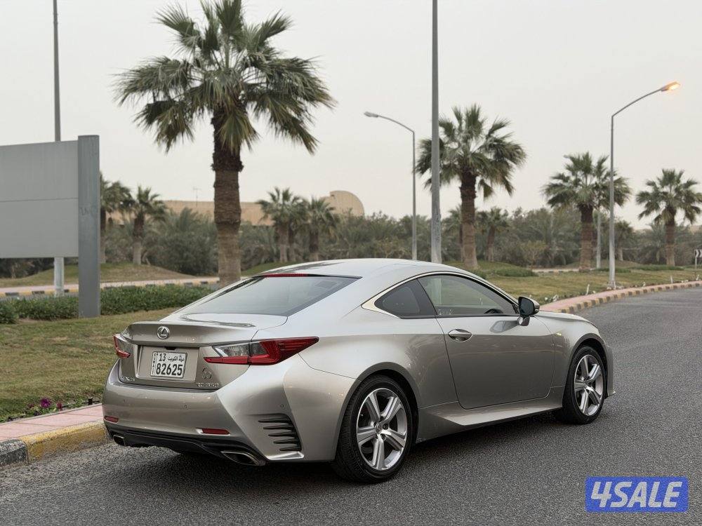 لكزس RC350 موديل 2015 عداد قليل 126 الف Km الساير صبغ الوكاله2