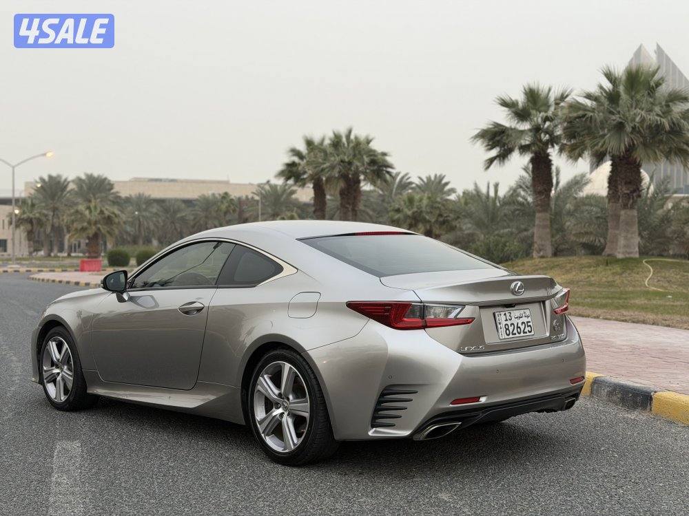 لكزس RC350 موديل 2015 عداد قليل 126 الف Km الساير صبغ الوكاله3