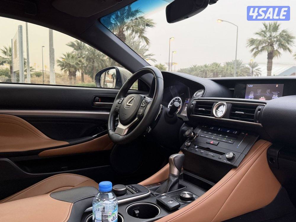 لكزس RC350 موديل 2015 عداد قليل 126 الف Km الساير صبغ الوكاله7