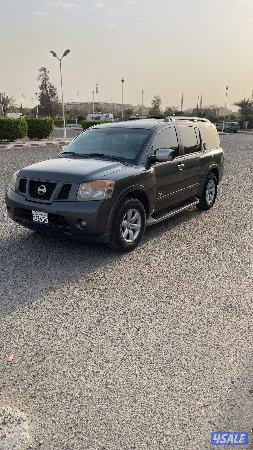 للبيع نيسان ارمادا وارد البابطين موديل ٢٠١١0