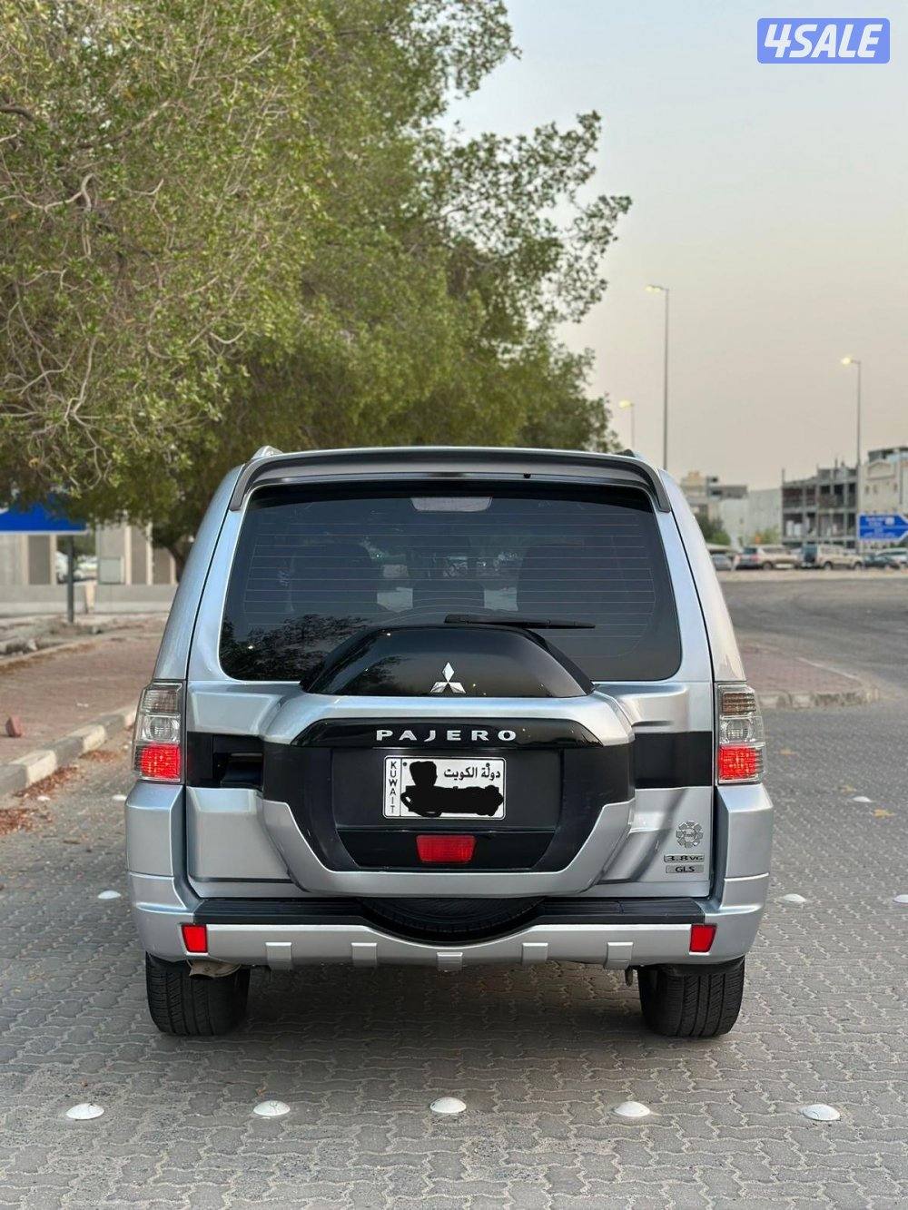 للبيع باجيرو صبغ وكاله1