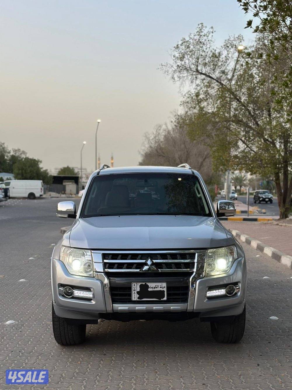 للبيع باجيرو صبغ وكاله2