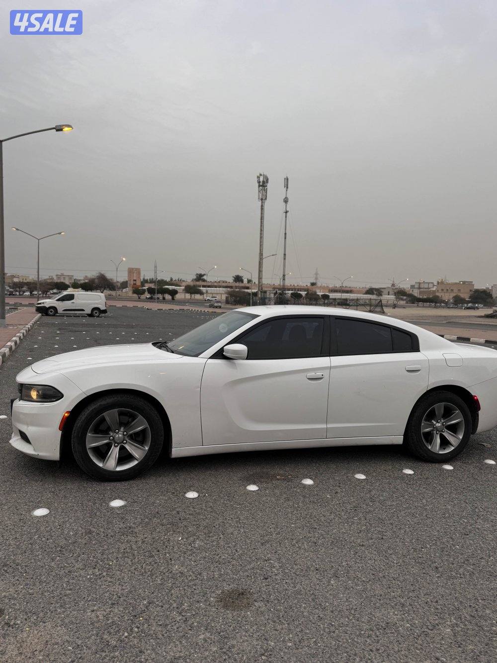 للبيع شارجر 20192