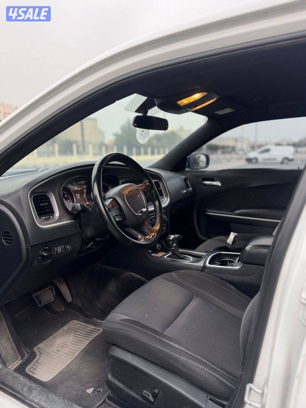 للبيع شارجر 20193