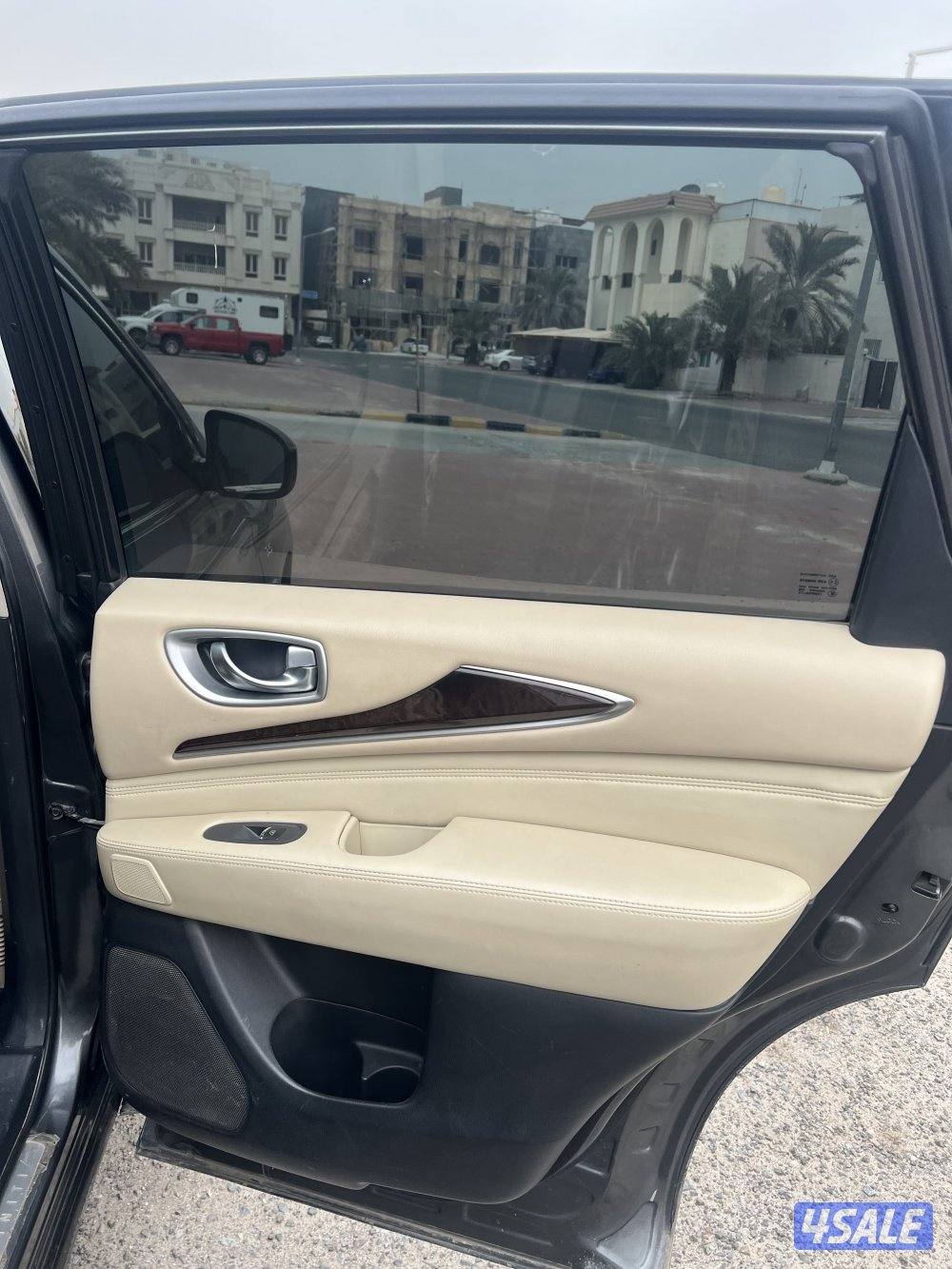 للببع انفنتي نظيف جداً xQ60 موديل 2015 ماشي 213 الف1