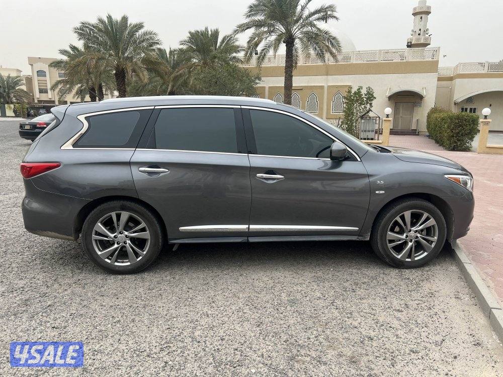 للببع انفنتي نظيف جداً xQ60 موديل 2015 ماشي 213 الف3