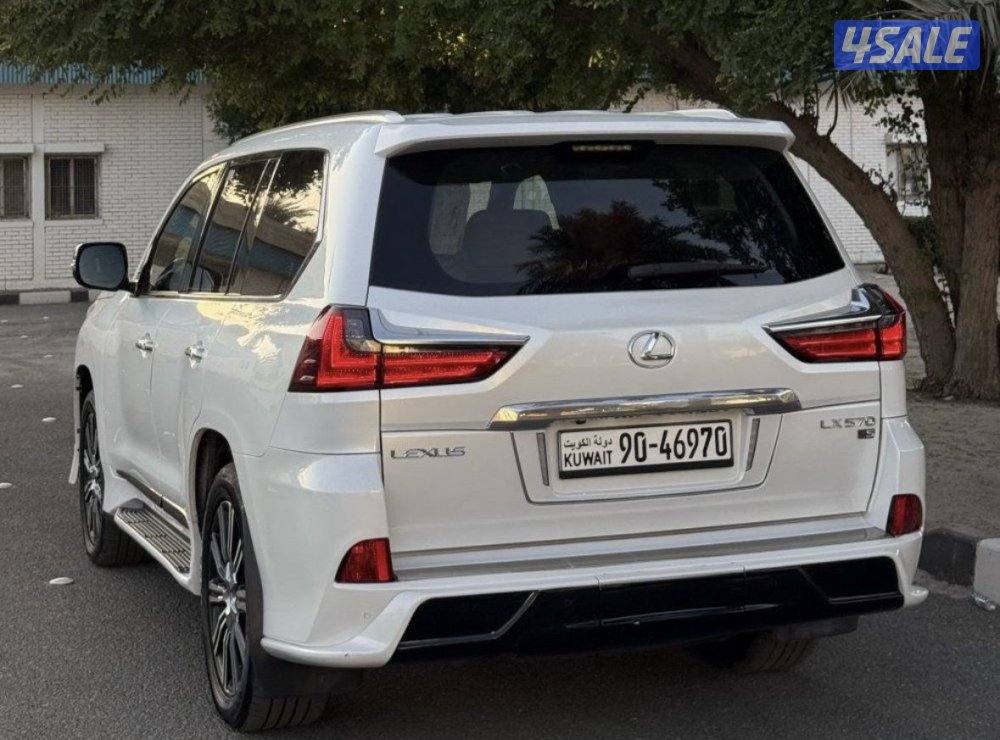 بيعة سريعة جيب لكزس lx570s سبورت ابيض داخل احمر كامل المواصفات2