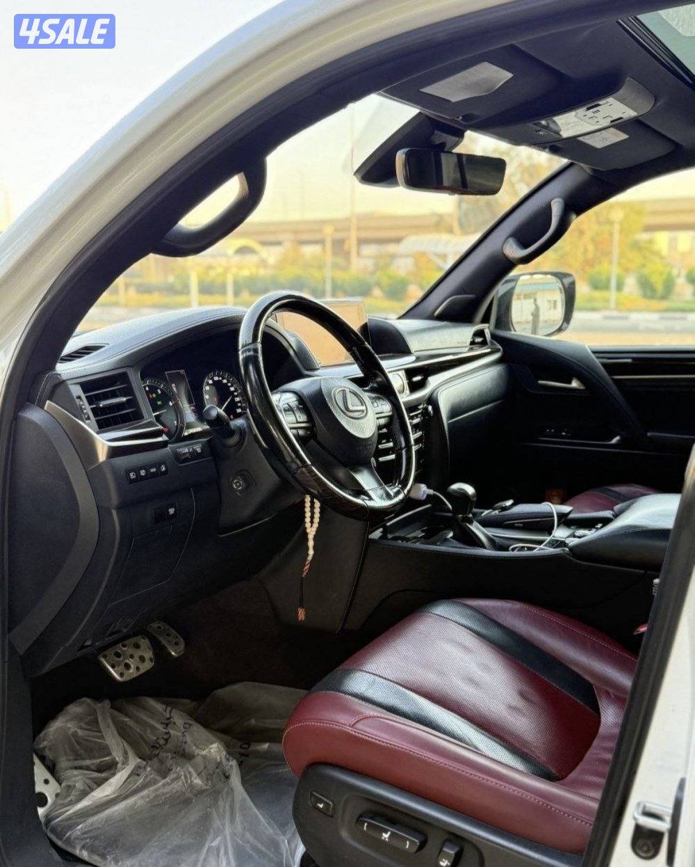 بيعة سريعة جيب لكزس lx570s سبورت ابيض داخل احمر كامل المواصفات4