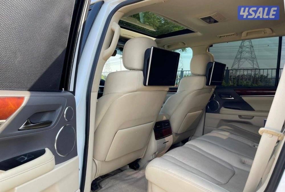 لكزسLX2016 وكاله البحرين من فضلك اقرا الاعلان جيد5