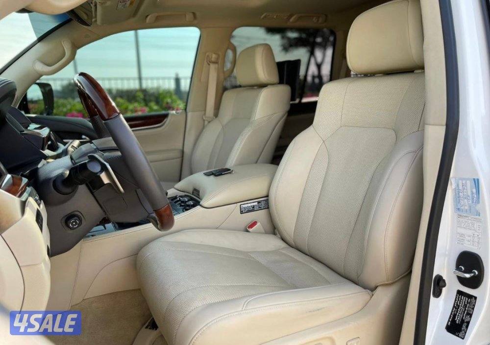 لكزسLX2016 وكاله البحرين من فضلك اقرا الاعلان جيد9