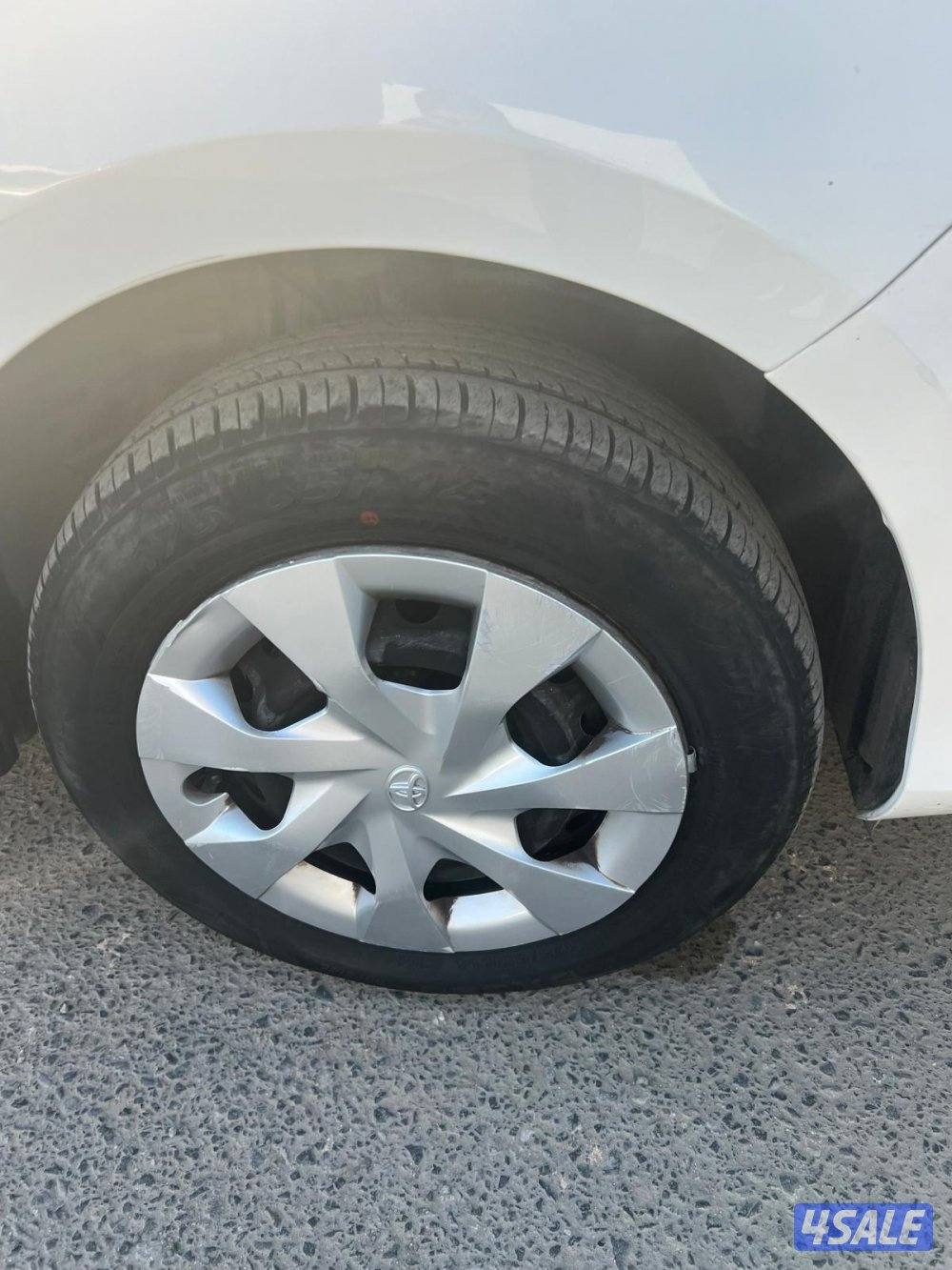 للبيع يارس م 2022 عداد 85 الف بحاله ممتازه5