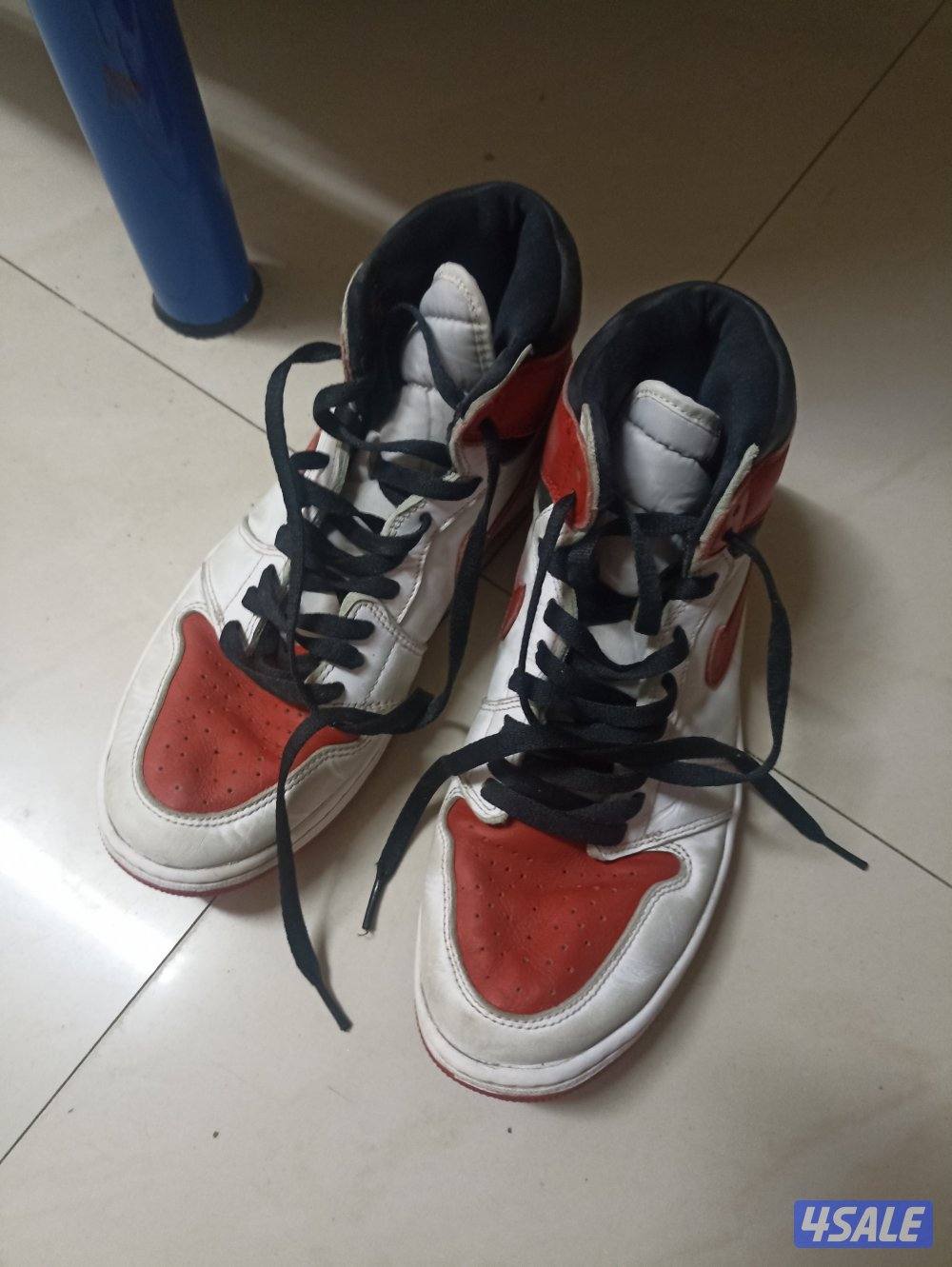 original Nike shoes only slightly used1