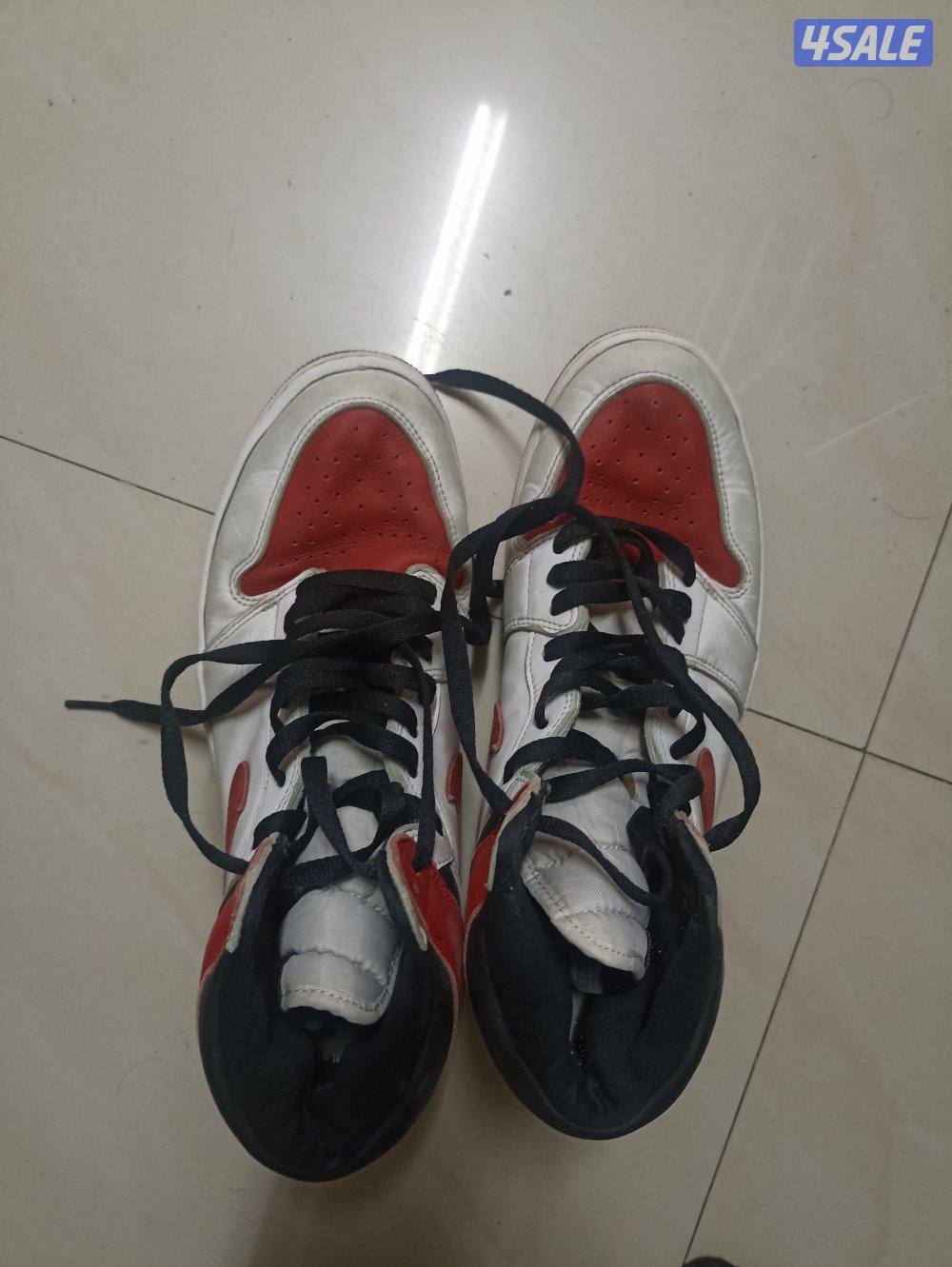 original Nike shoes only slightly used2