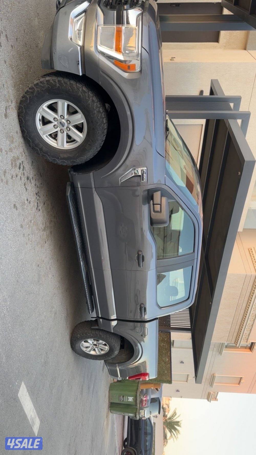 xlt دبل 8 سلندر المالك الاول مرفق الفحص3