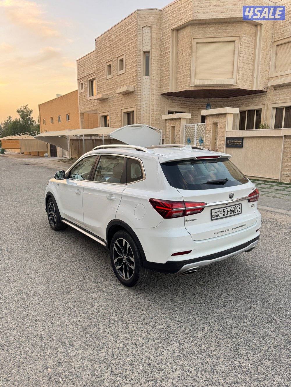 ‏مديل 2019 فتحة جلد تأن MG-RX57