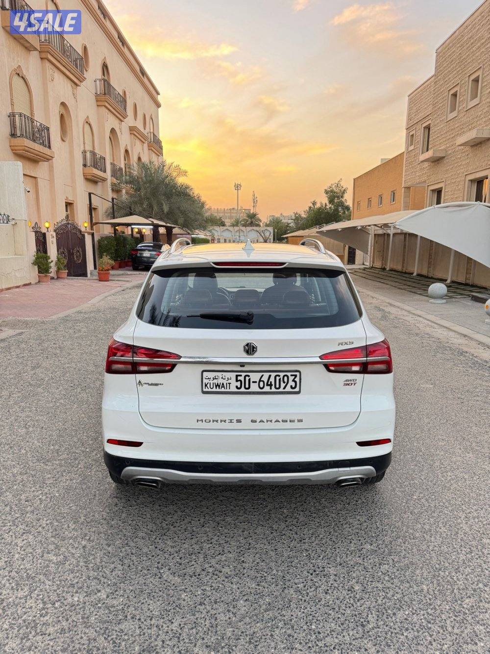 ‏مديل 2019 فتحة جلد تأن MG-RX59