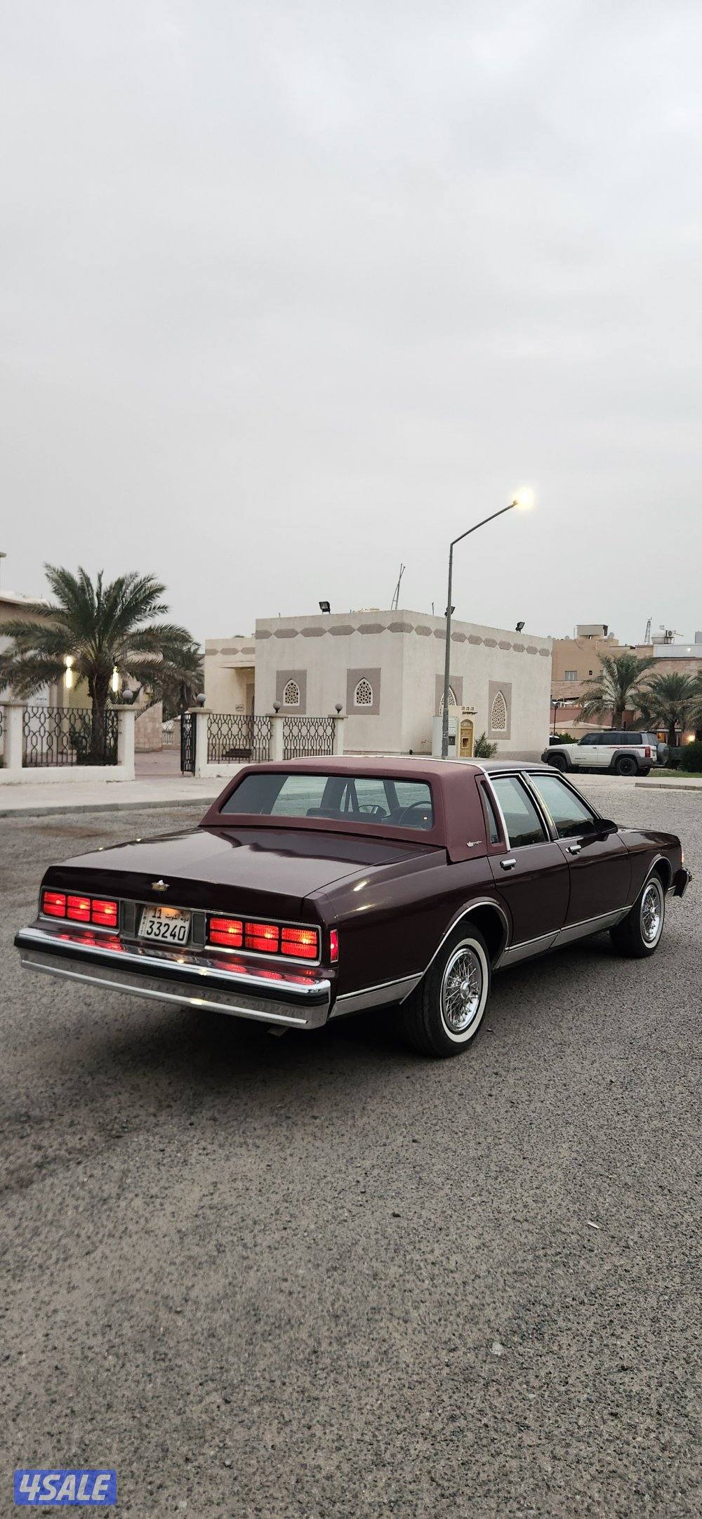 كابرس 1990 LS4