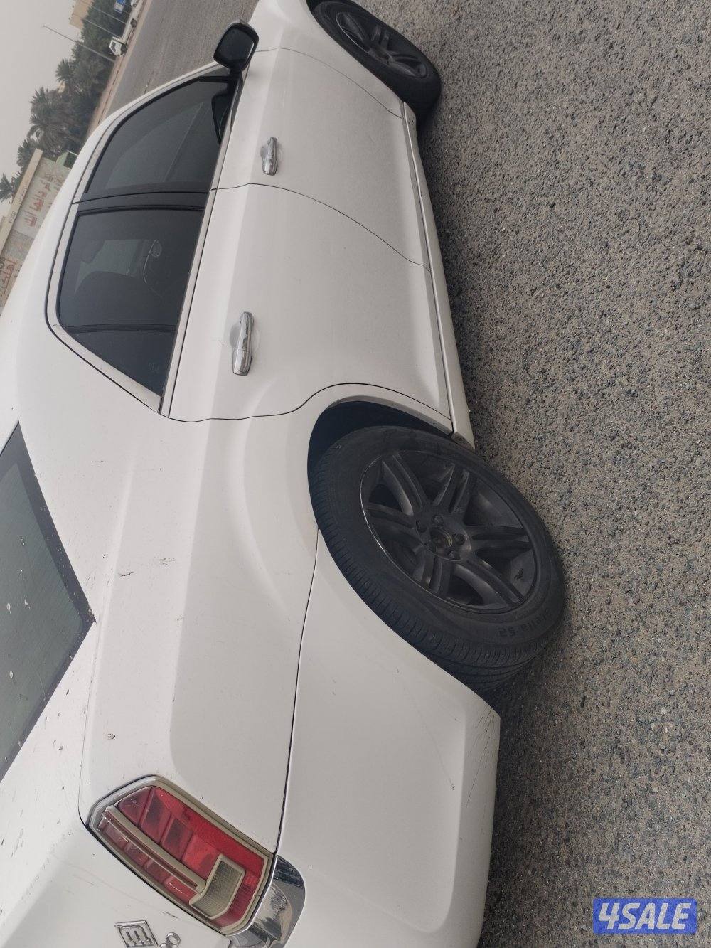 كرايسلر 300 ٢٠١٣ شرط الفحص السياره نظيفه قير مكينه شاصي6