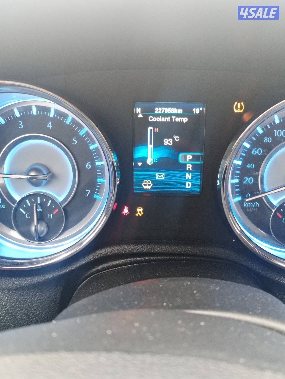 كرايسلر 300 ٢٠١٣ شرط الفحص السياره نظيفه قير مكينه شاصي9