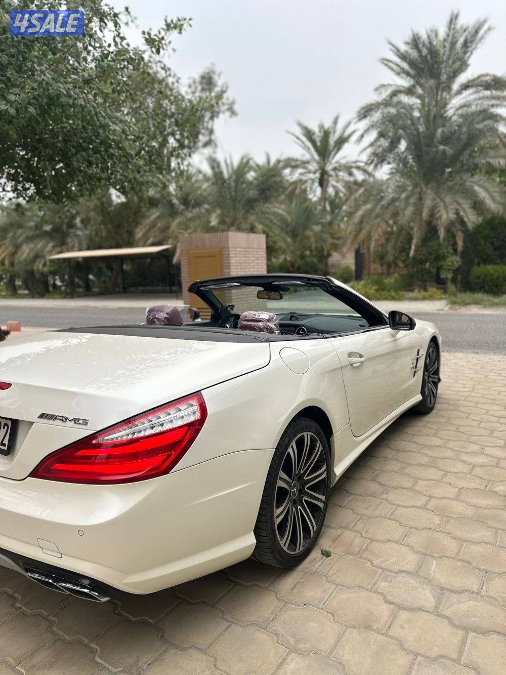 للبيع مرسيدس SL موديل 2013 كت AMG كامل المواصفات ماشيه 148 الف1