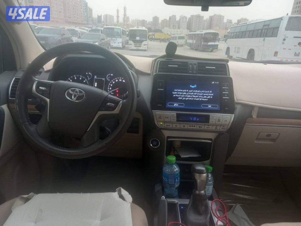 بحاله نادره تويوتا برادو VX موديل ٢٠٢١ ماشي ٥٨ الف1