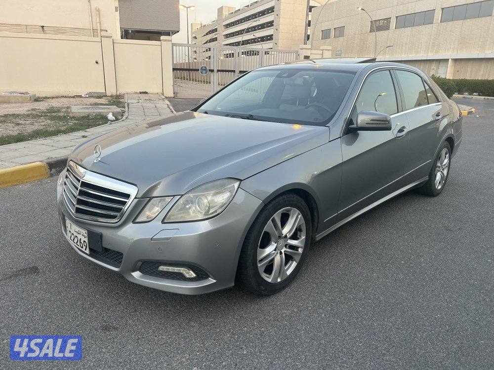 للبيع مودبل 2010حجم E300 صبغ وكاله ماعدا قطعه0