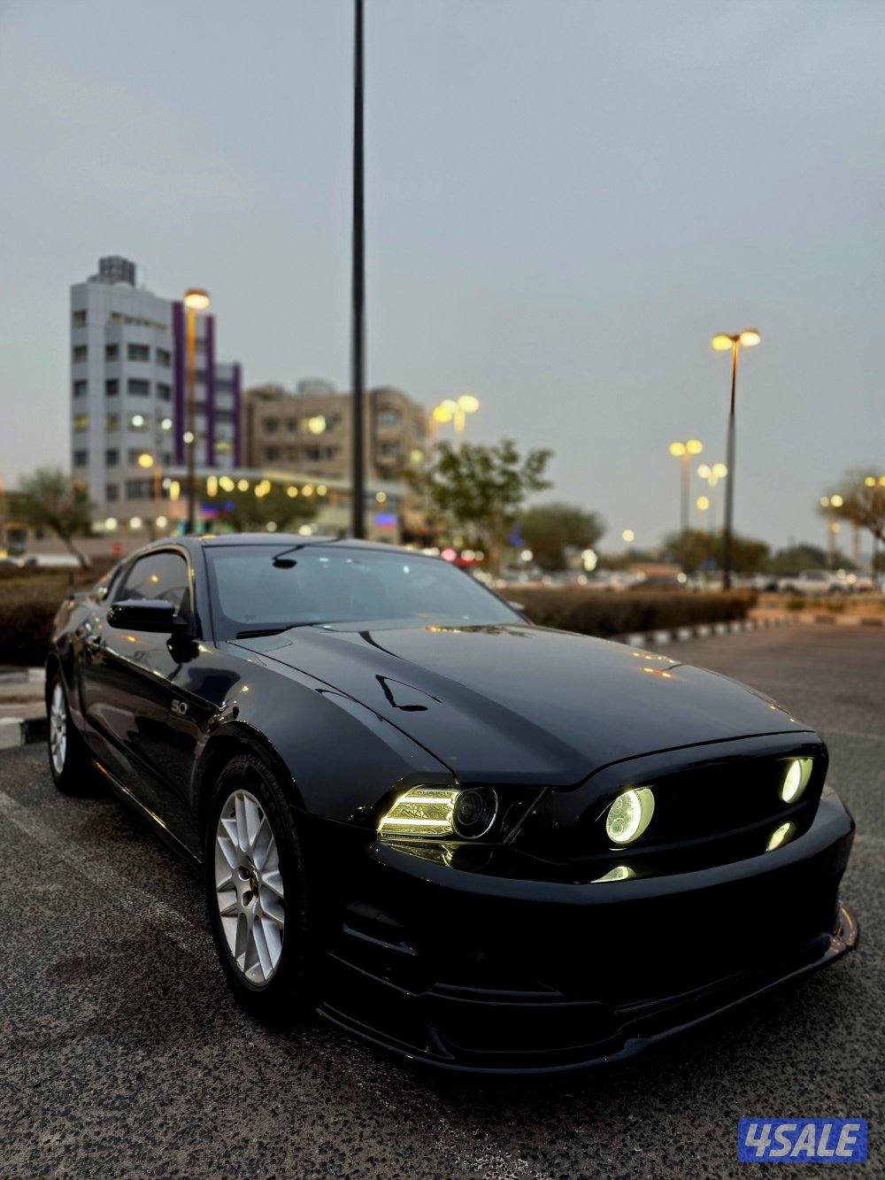 Ford Mustang 2014 - V6 / 155000 Miles1