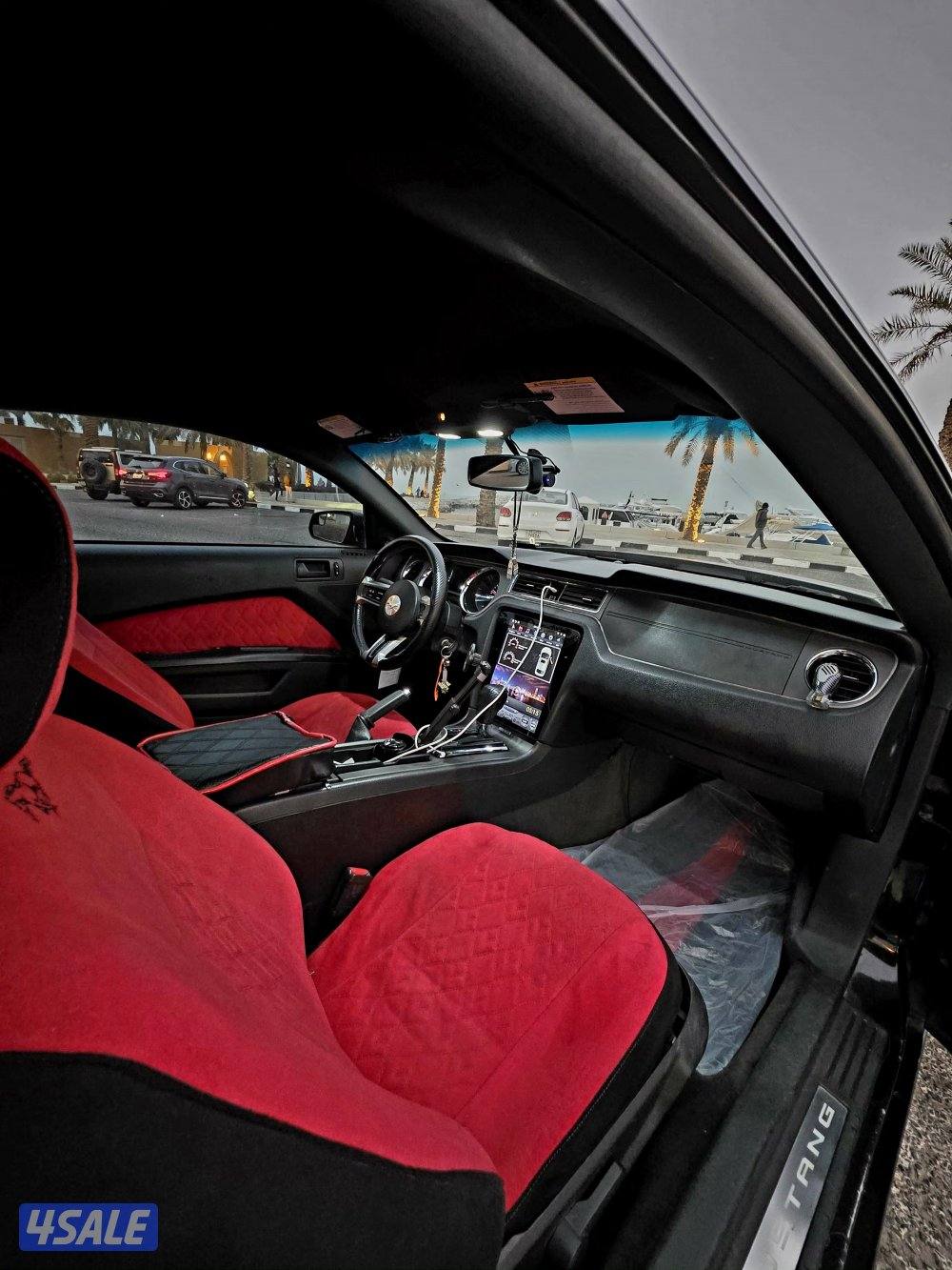 Ford Mustang 2014 - V6 / 155000 Miles7