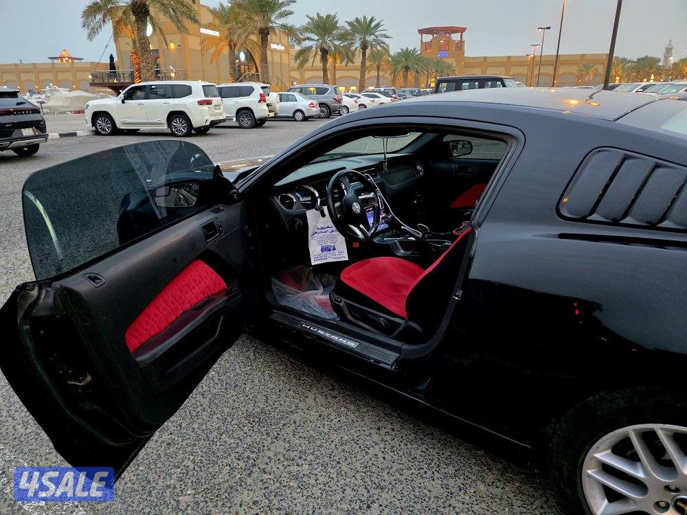 Ford Mustang 2014 - V6 / 155000 Miles9