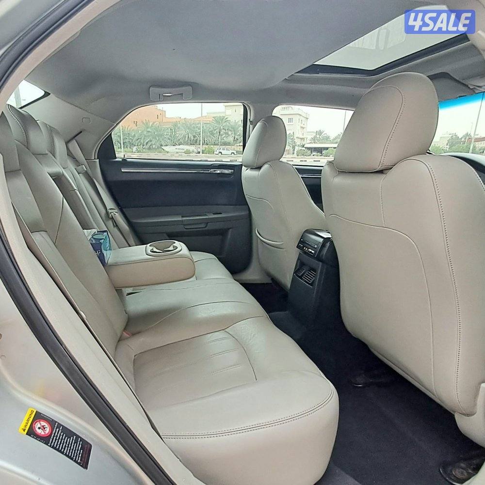 للبيع كرايسلر c3004