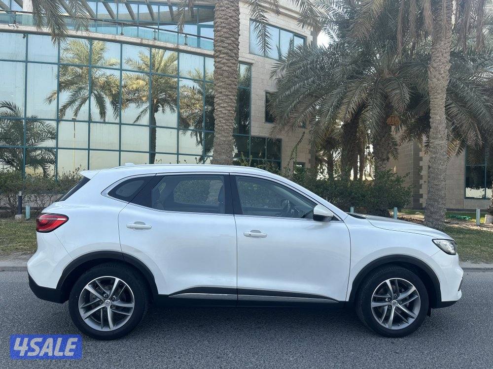 للبيع جيب ام جي HS موديل 2020 العداد 57 الف4