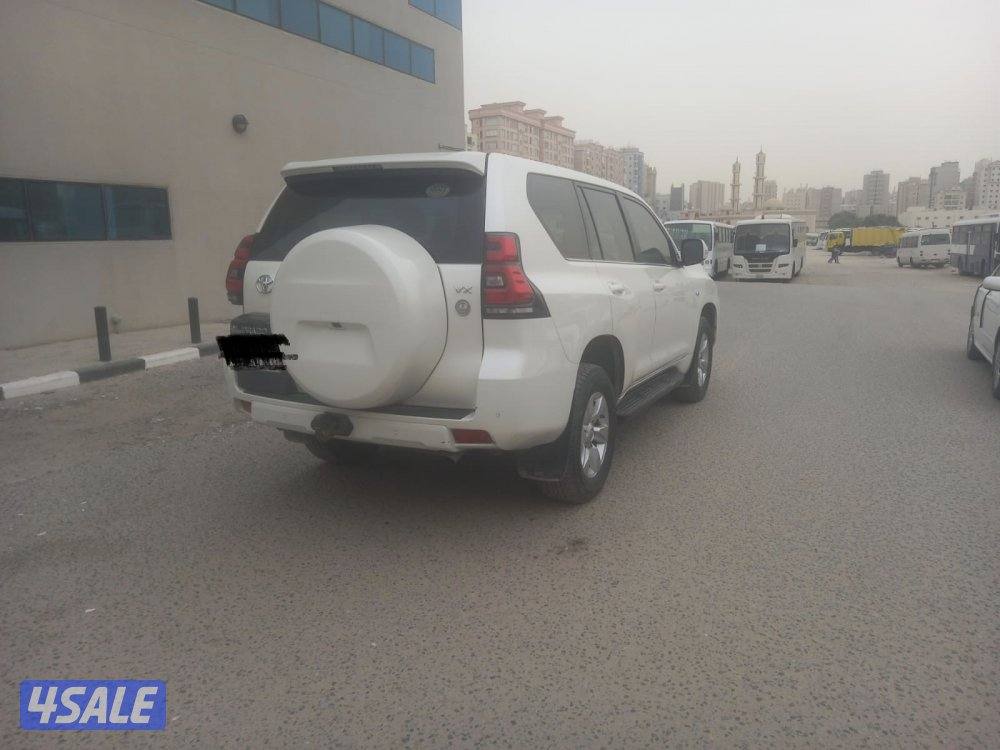 بحاله نادره تويوتا برادو VX موديل ٢٠٢١ ماشي ٥٨ الف4