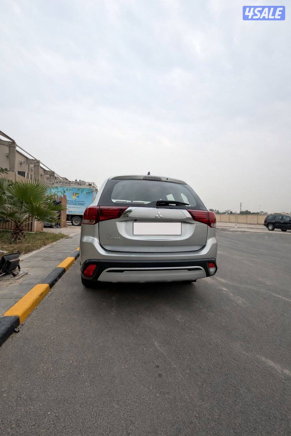 � للبيع ميتسوبيشي أوتلاندر 20220